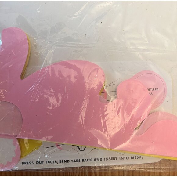 Vintage Art Tissue Beistle Creation USA 2 10 inch Bunny Centerpieces NOS - Picture 3 of 5